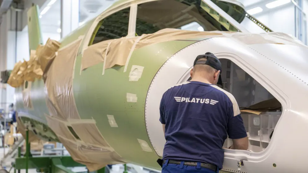 Der Flugzeughersteller Pilatus will in Europa durch eine Übernahme wachsen. (Archivbild)