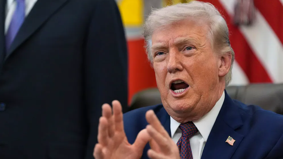 US-Präsident Donald Trump am Dienstag im Oval Office, nachdem er eines seiner Dekrete unterzeichnet hatte. 