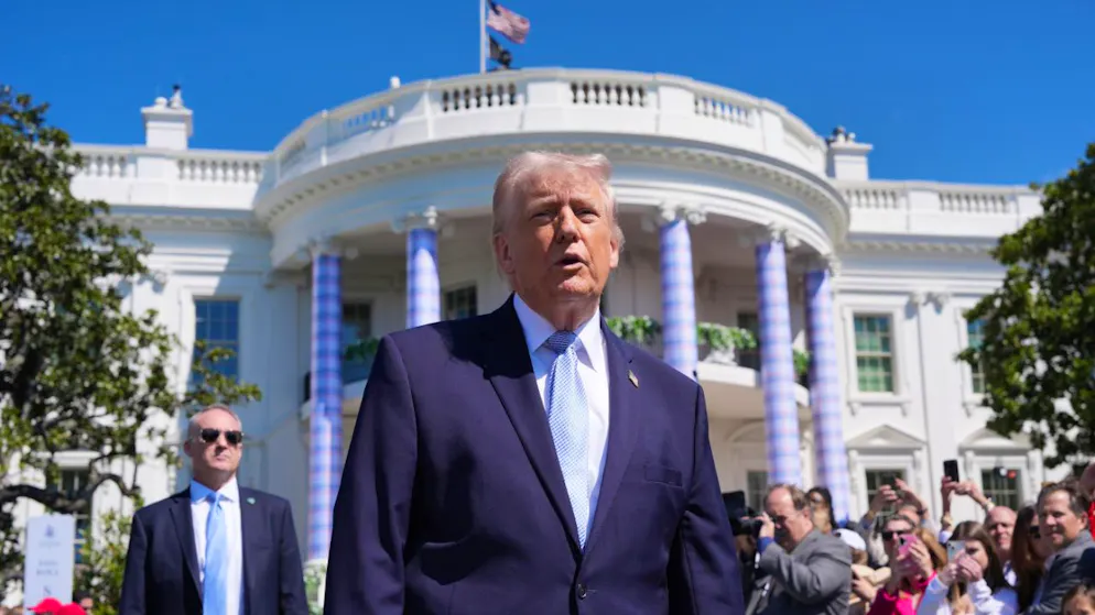 US-Präsident Donald Trump nimmt am Ostereierrollen auf dem Südrasen des Weißen Hauses teil. Foto: Alex Brandon/AP/dpa