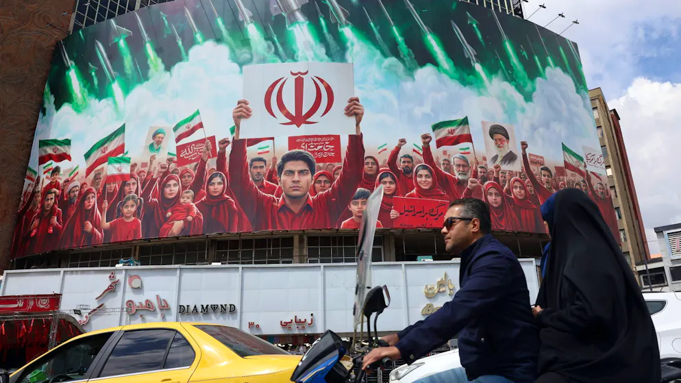 Propaganda-Plakat in Teheran. (6. April 2026)