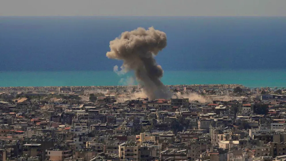 ARCHIVE - Smoke rises after an Israeli airstrike in Dahija, a southern suburb of Beirut. Photo: Hassan Ammar/AP/dpa/Archive image