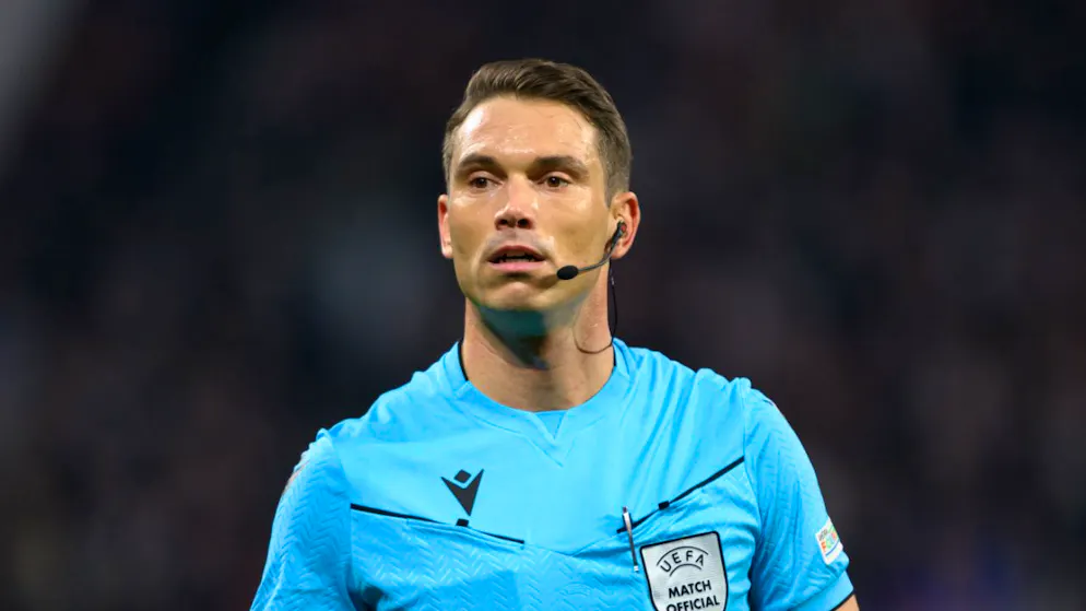 Sandro Schärer ist seit 2015 FIFA-Schiedsrichter