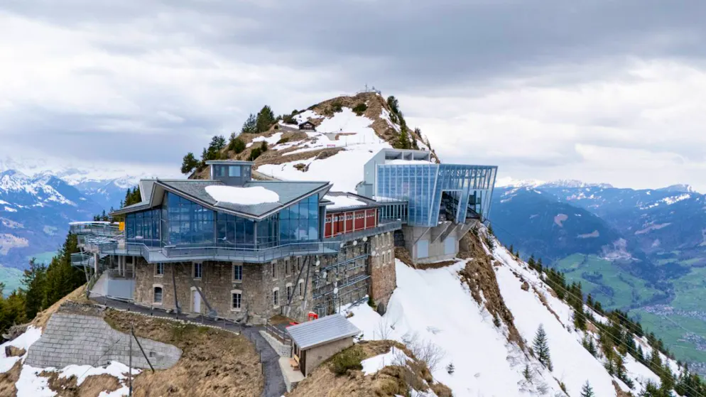 Nidvaldo. Addio al ristorante girevole sullo Stanserhorn a quota 1'898 metri