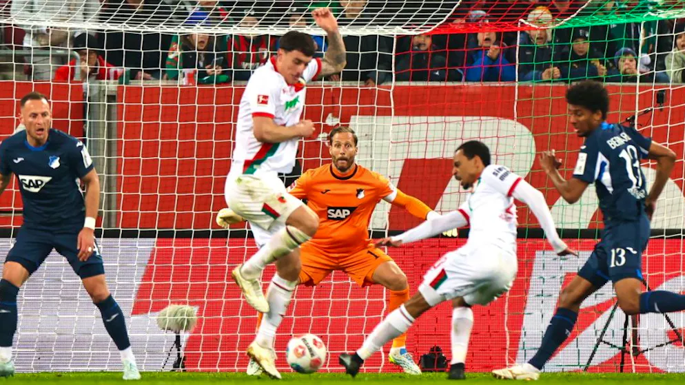 Bundesliga. Augsburg miss late winner from the penalty spot