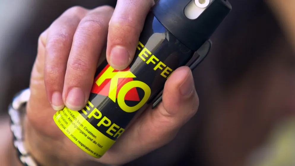 Criminalità. A San Gallo una donna aggredisce un poliziotto con spray al pepe durante un controllo