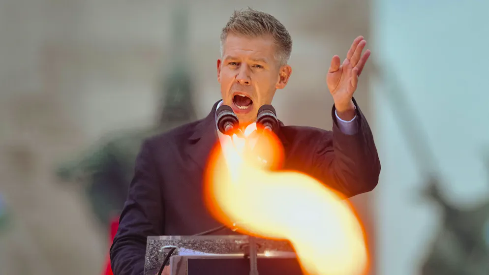 Elezioni parlamentari. Peter Magyar trionfa in Ungheria, dopo 16 anni si chiude l'era Orban