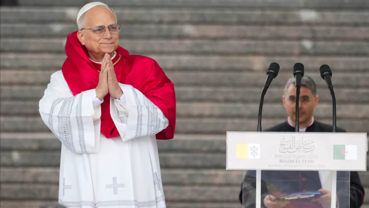 Vatican. Pope defends himself against Trump