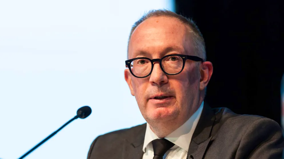 Der Gemeindepräsident von Crans-Montana VS, Nicolas Féraud, bei der Medienkonferenz vom 6. Januar. (Archivbild)