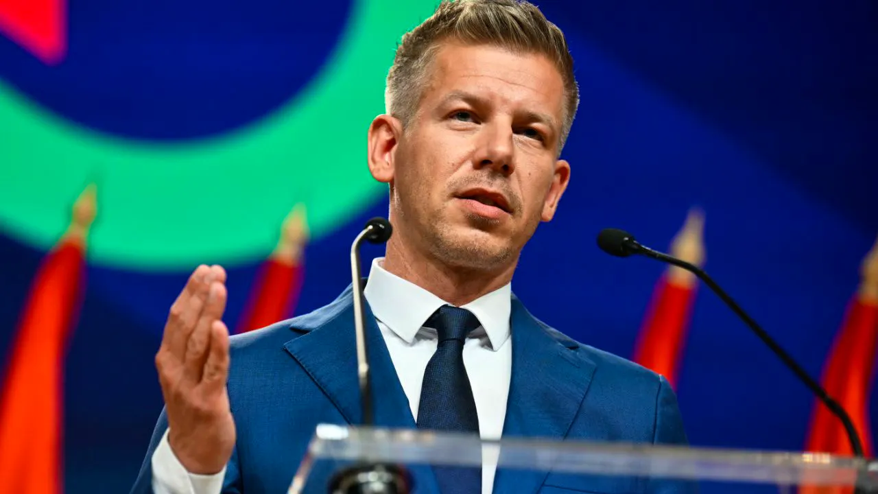 Politics. Magyar sees Hungary as a 