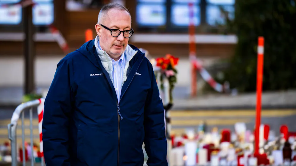 Tragödie in Crans-Montana VS. Gemeindepräsident Féraud: «Wusste nichts von Problemen mit Sicherheitskontrollen»