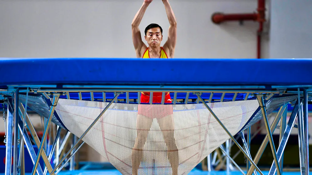 Trampoline specialist Dong Dong