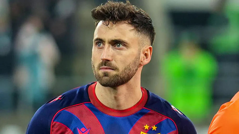 Dominik Schmid spricht über die Folgen nach dem Brand im Kabinentrakt des FCB. 