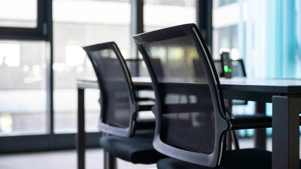 Ricerca. I quadri aziendali stravedono per l'IA, ma i lavoratori sono scettici