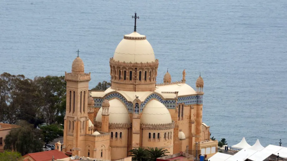 La Basilica of Our Lady of Africa (nota anche come Basilique Notre-Dame d'Afrique o Notre Dame d'Afrique) ad Algeri.