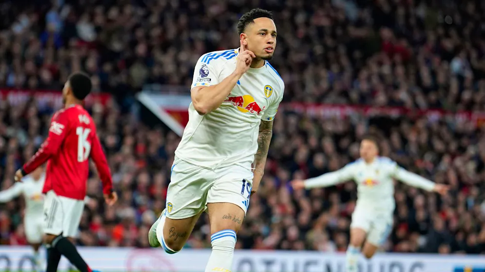 Nati-Stürmer lässt Leeds jubeln. Okafor belebt mit Doppelpack gegen ManUnited seine WM-Träume