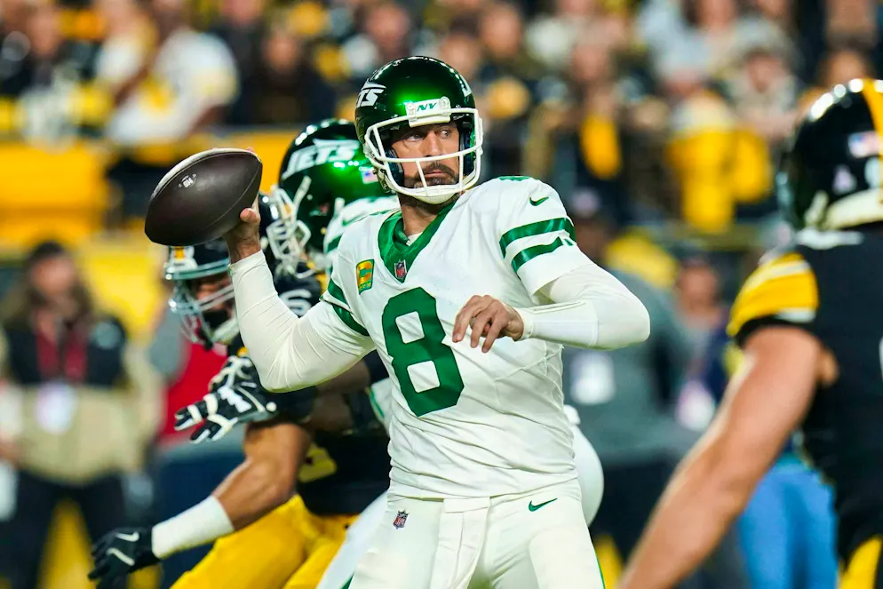 Aaron Rodgers also tried to circumvent the coronavirus rules.