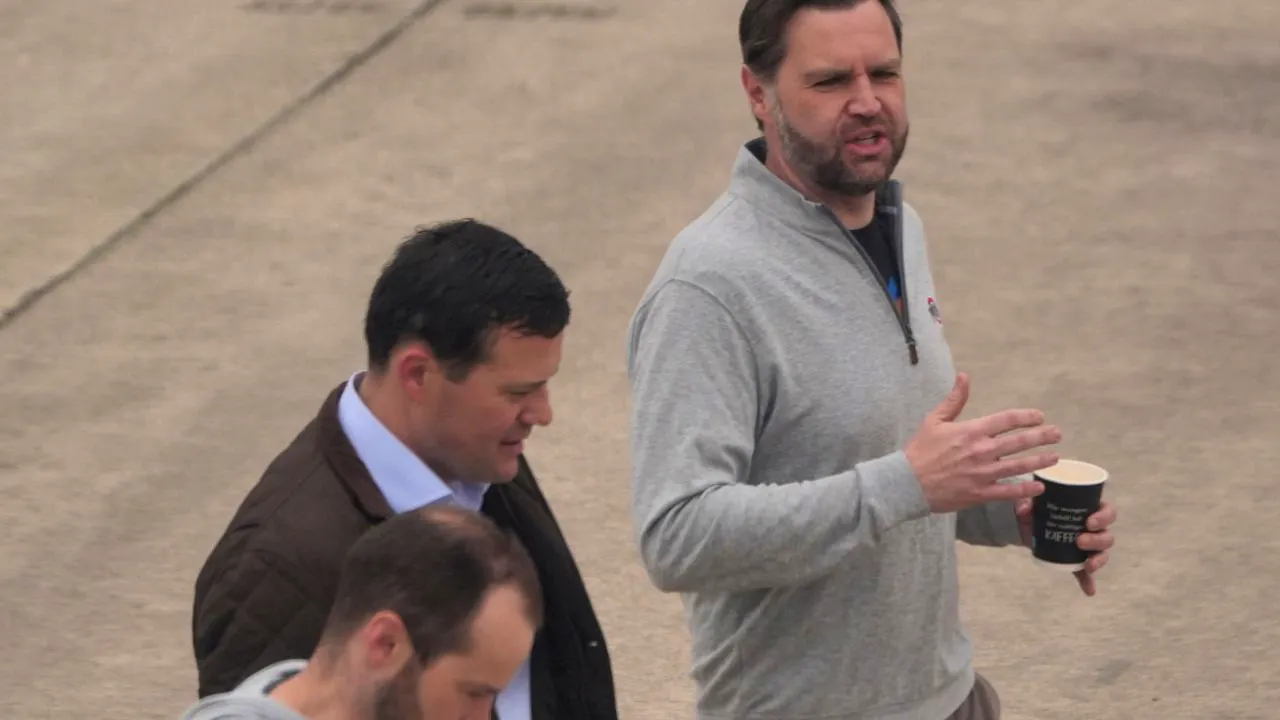 USA. Uranium dispute: Vance sees the ball in Tehran's court