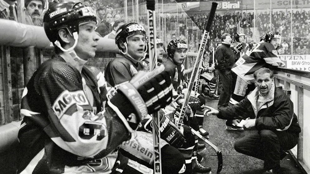 Dans les années 90, le duo Slava Bykov et Andrei Khomutov a échoué à trois reprises dans la quête du titre, sous la houlette de l’entraîneur Paul-André Cadieux.