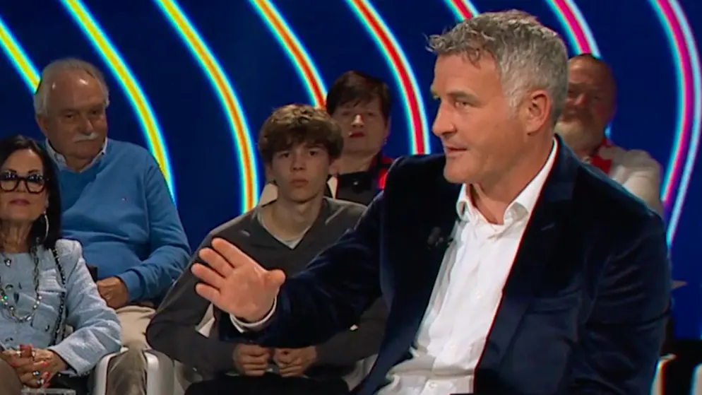 Witz-Rot gegen Camavinga. Frei schimpft über Schiri: «Nächstes Jahr pfeift er maximal Conference-League-Quali»