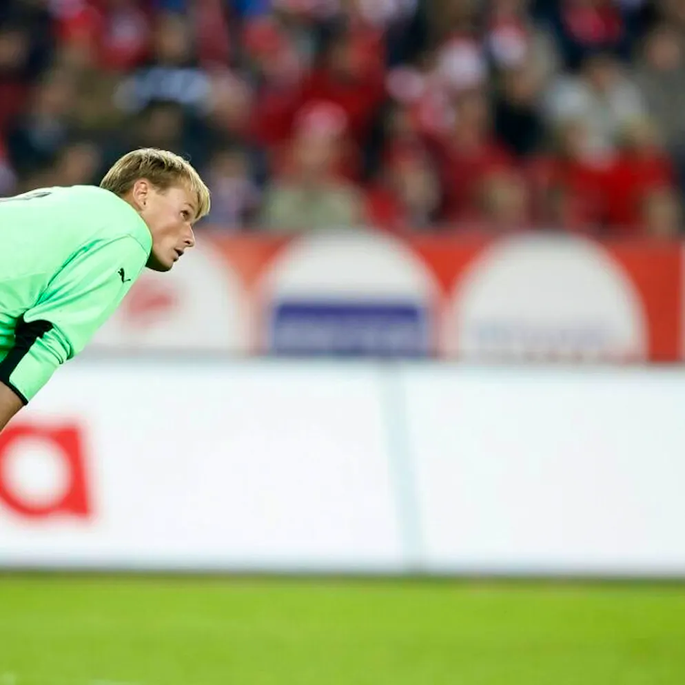 Soccer. Austria's former goalkeeper Alexander Manninger dies in traffic accident