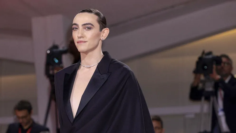 Musica. Michele Bravi cambia tutto: con «Commedia Musicale» debutta e rivoluziona il live