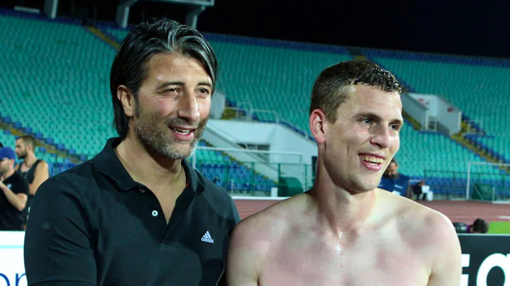 Fabian Frei mit Murat Yakin.