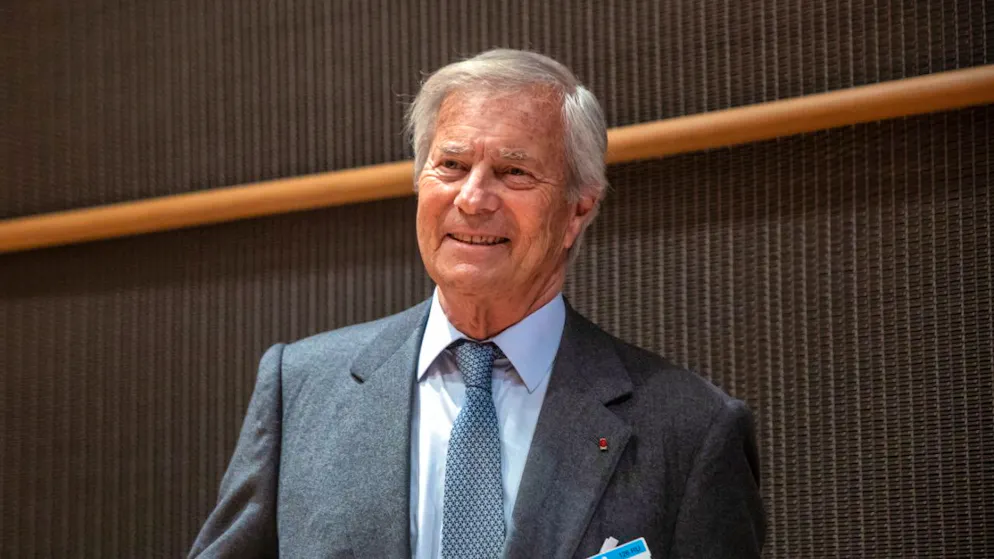 Media. Rivolta anti-Bolloré in Francia, protestano in centinaia di scrittori