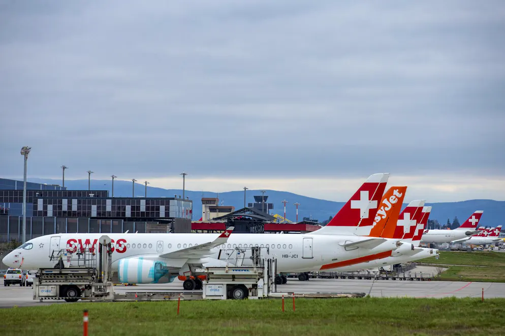 L'approvisionnement en kérosène est assuré pour l'instant. A l'aéroport de Genève, tout fonctionne normalement selon Olivier Kneuss, directeur général de Saraco, société qui gère l'acheminement du carburant depuis principalement deux raffineries françaises, celles de Feyzin et Fos-sur-Mer.