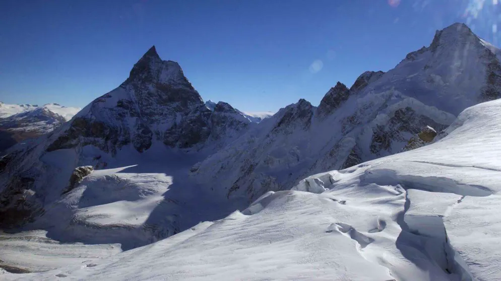 Vista del Cervino dal percorso della Patrouille des Glaciers.