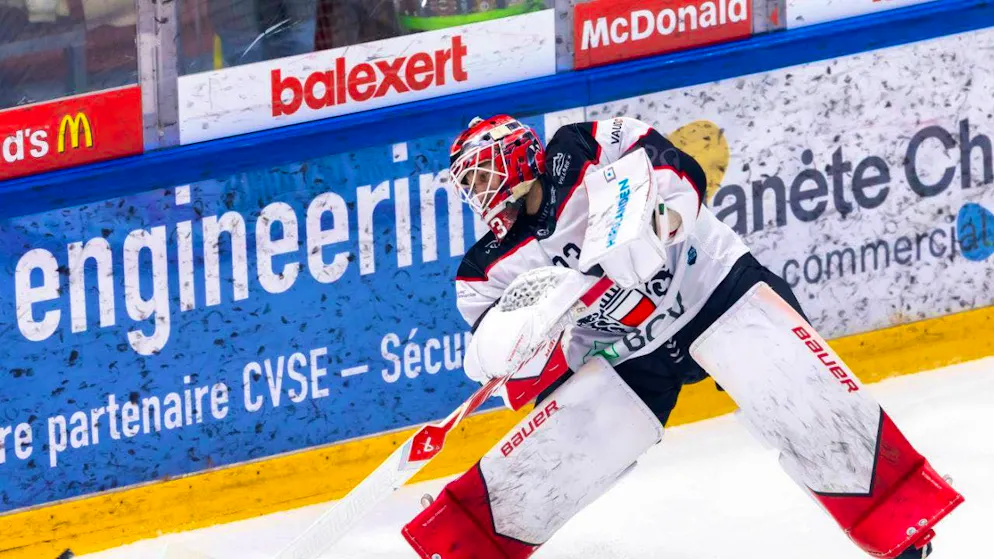 Goaltender Kevin Pasche extends his contract with Lausanne