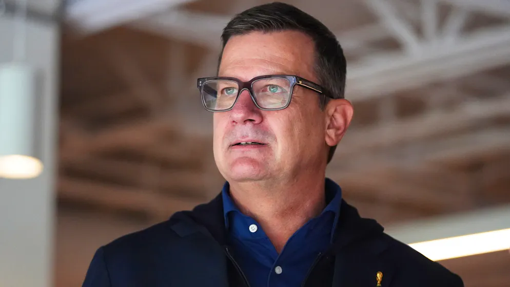 Heimo Schirgi et la FIFA dénoncent les tarifs prévus pour les transports autour de New York.
