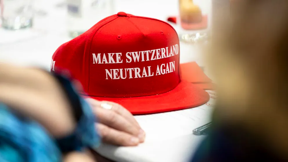 All'assemblea di Pro Svizzera. Christoph Blocher tuona per la neutralità integrale