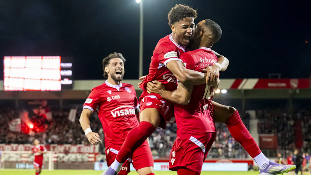 Ein Sieg fehlt. Thun schlägt den FCB und marschiert weiter Richtung Meistertitel