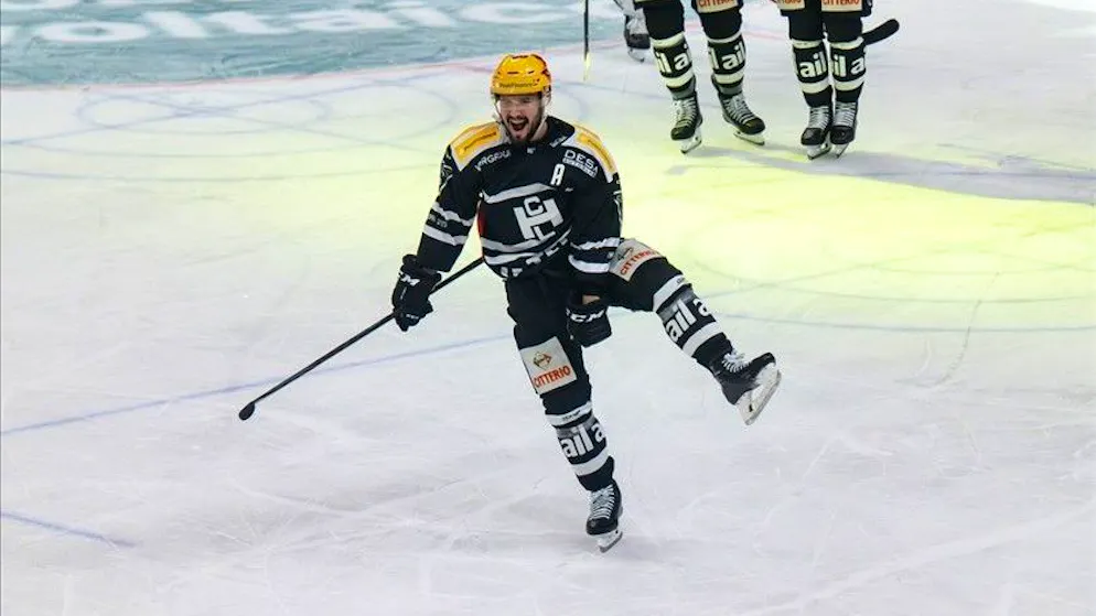 Hockey. Il top scorer Fazzini avrebbe rinnovato con il Lugano fino al 2032