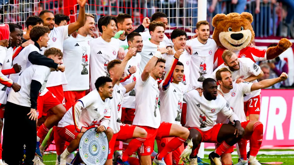 Bayern München feiert den 35. Meistertitel – Gallery. Bayern München feiert seinen 35. Titel