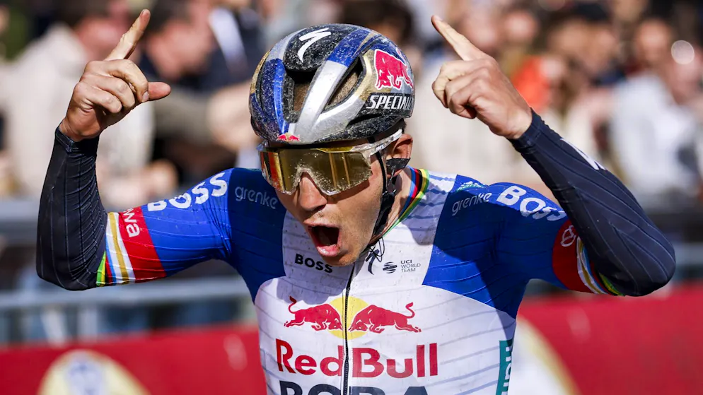 Amstel Gold Race. Evenepoel assume son statut de patron en l'absence de Pogacar