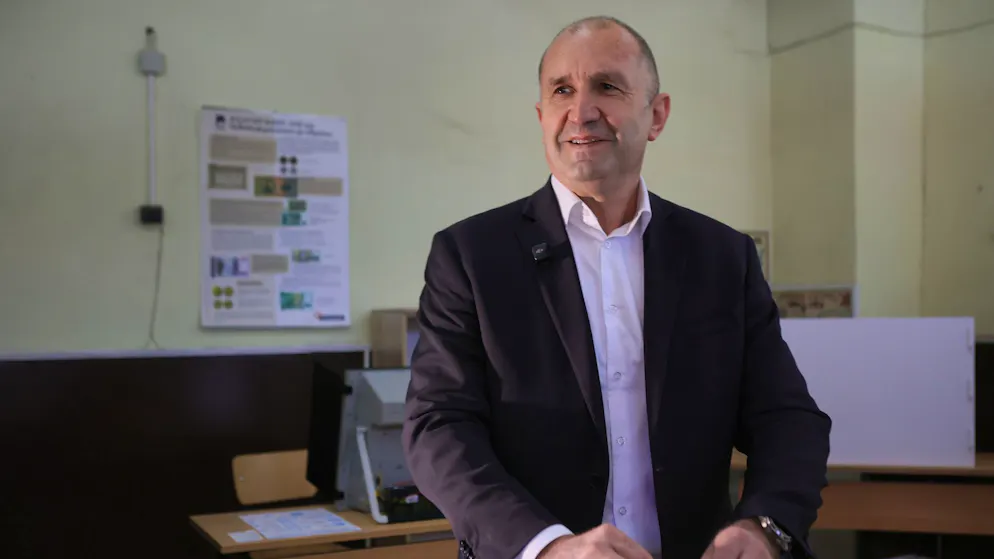 Elezioni. In Bulgaria l'ex presidente euroscettico Radev va verso la vittoria