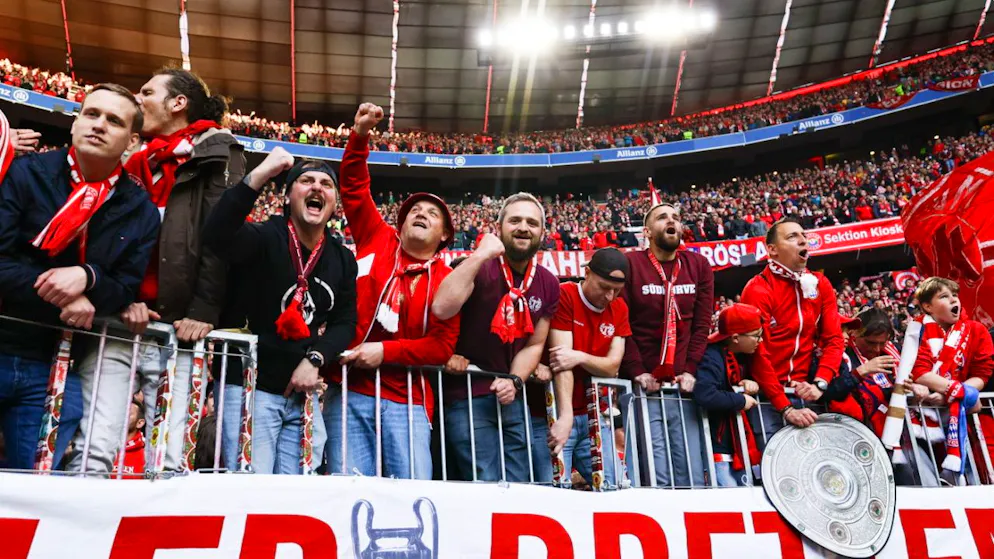 Bayern München feiert den 35. Meistertitel – Gallery. Für die Fans gibt es in dieser Saison vielleicht noch mehr zu feiern