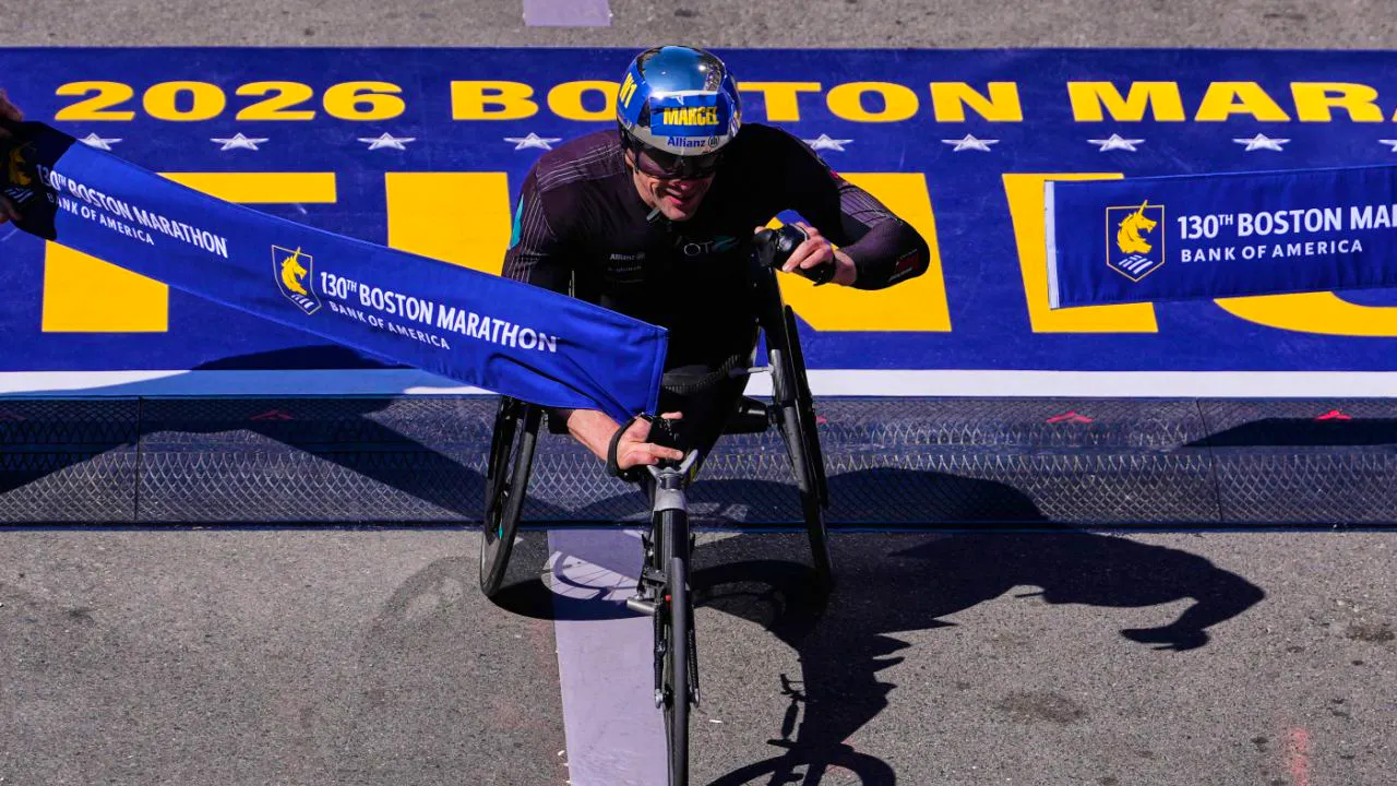 Leichtathletik. Marcel Hug triumphiert erneut am Boston-Marathon