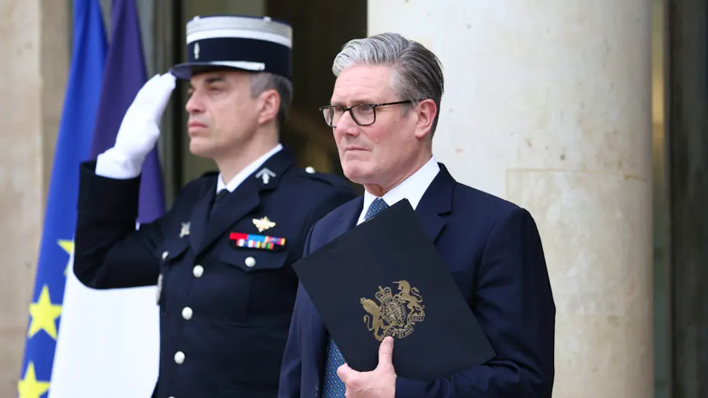 Starmer di nuovo nell'occhio del ciclone.