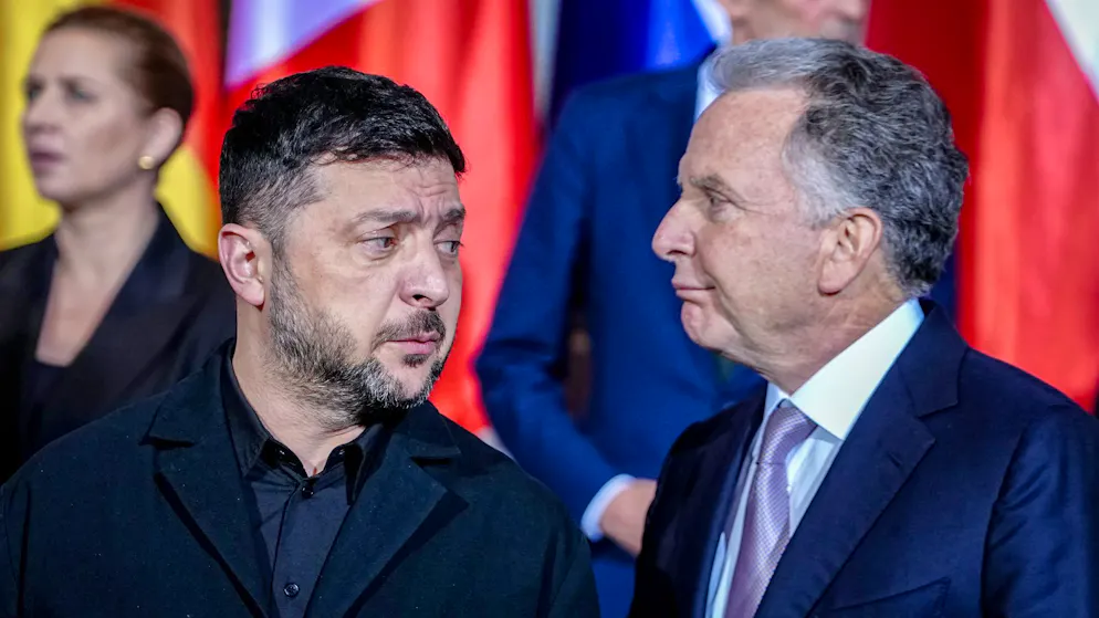 Der ukrainische Präsident Wolodymyr Selenskyj hat dem US-Vermittler Steve Witkoff Respektlosigkeit gegenüber der Ukraine vorgeworfen. 