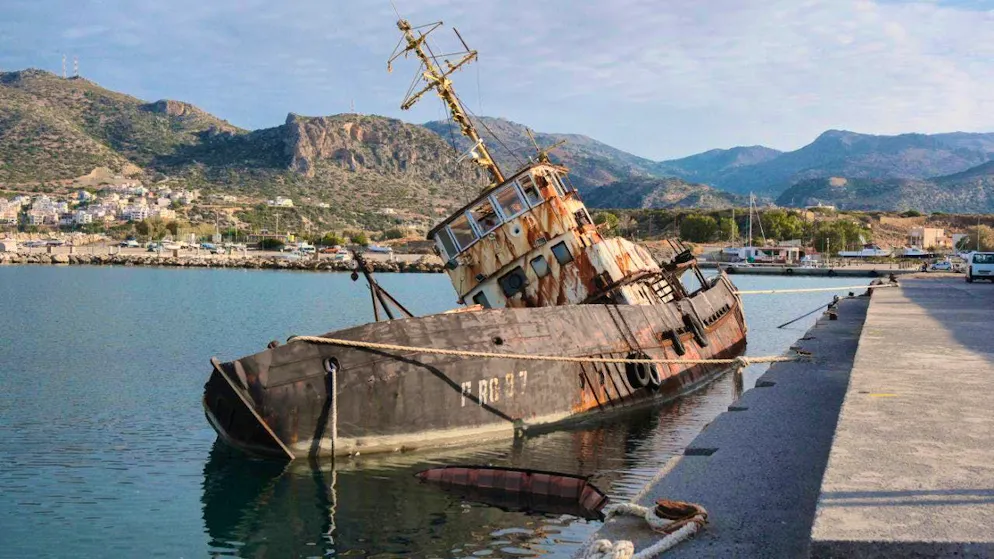 ARCHIVE - A confiscated ship used to transport migrants lies in the port of Paliochora on the island of Crete. Photo: Giannis Angelakis/AP/dpa/Archive image