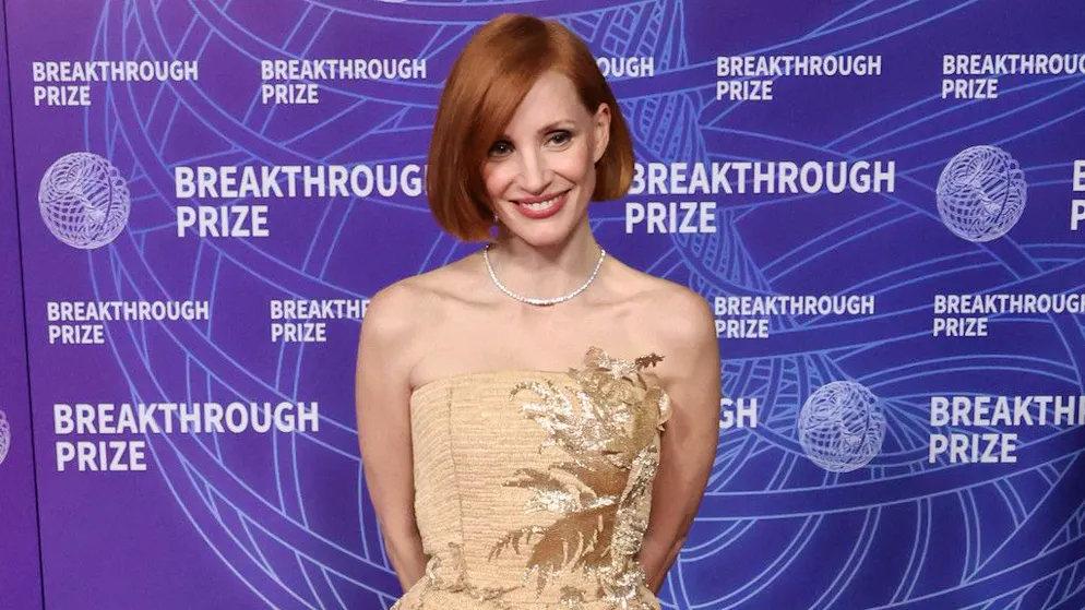 Cinema. Jessica Chastain rompe il silenzio sul thriller politico «The Savant»