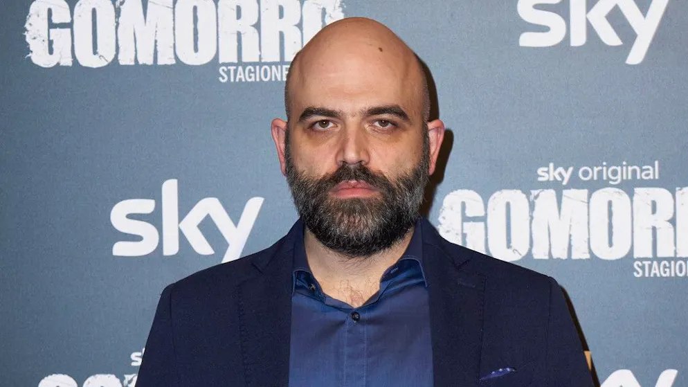 A 20 anni dall'uscita di «Gomorra» Roberto Saviano riapre lo scontro: «La verità non si ferma»