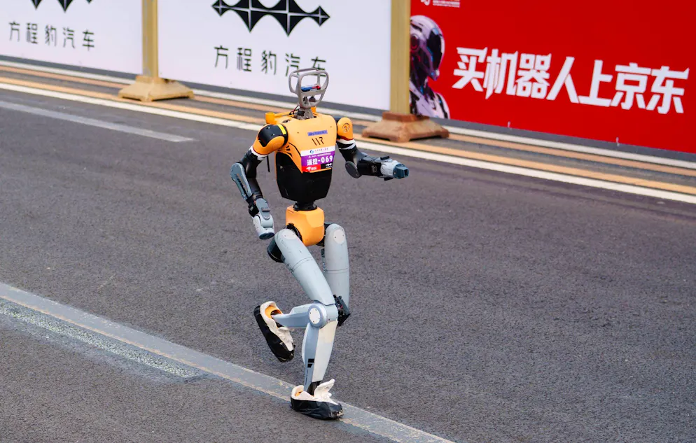 Robo lanciato in corsa.