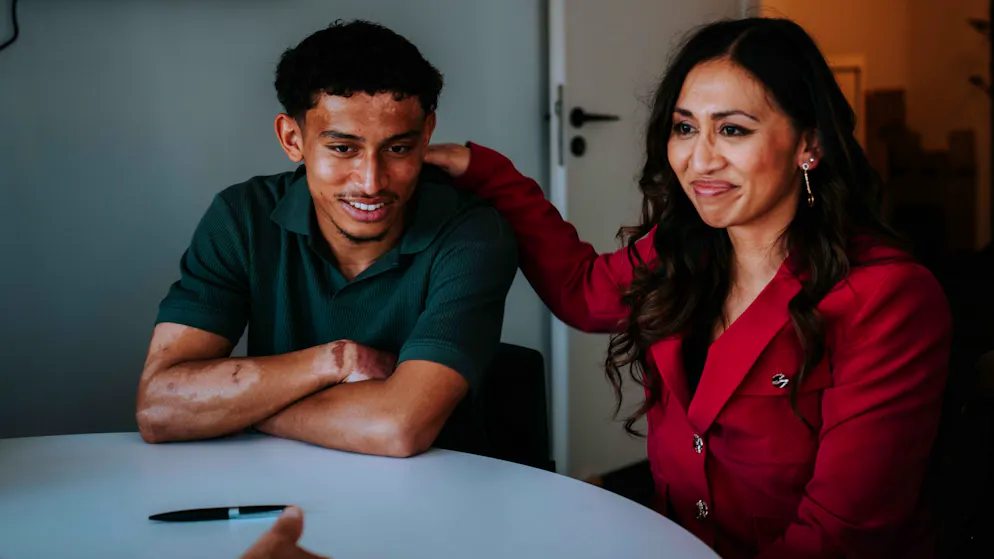 «Hat mich stärker gemacht». Tahirys Dos Santos hat Brand in Crans-Montana überlebt – jetzt erhält er Profivertrag in Ligue 1