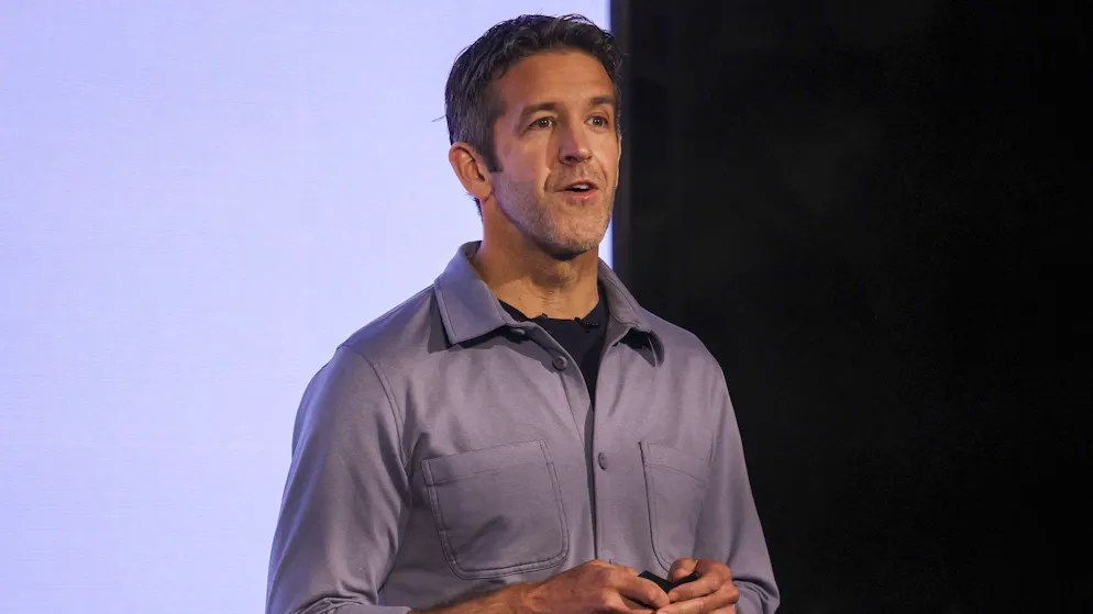John Ternus, Chef von Apples Hardware-Sparte, steht ab September an der Spitze des mehr als vier Milliarden Dollar teuren Technologiekonzerns aus dem Silicon Valley. (Archivbild)