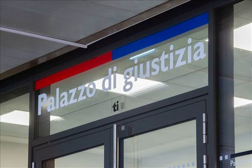 News. Processo per abusi, imputato nega fatti