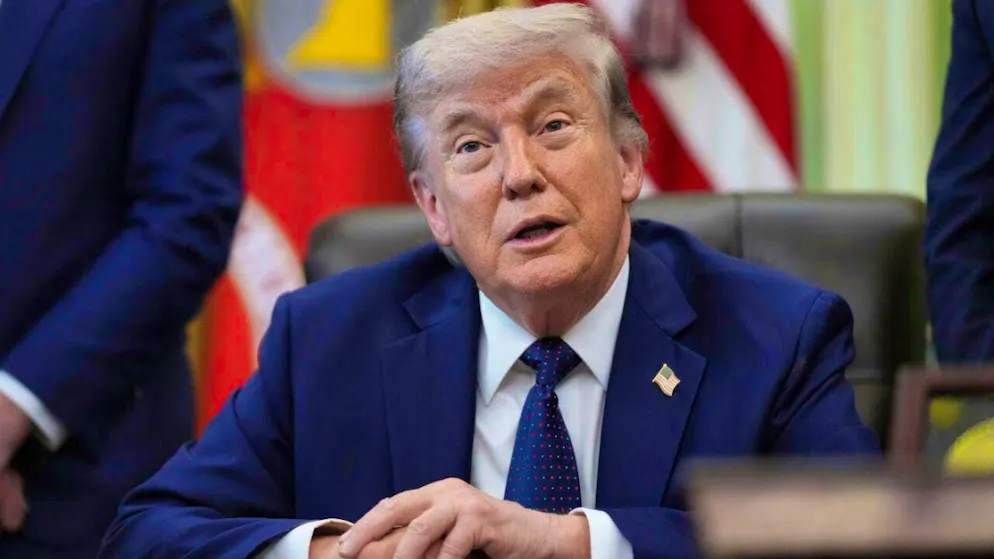 US President Donald Trump speaks during a meeting between the ambassadors of Israel and Lebanon in the Oval Office at the White House. Photo: Mark Schiefelbein/AP/dpa