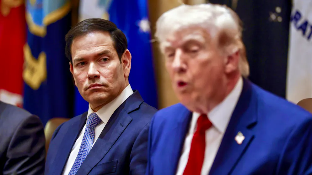 Marco Rubio, ici aux côtés de Donald Trump, a écarté la possibilité de repêcher l'Italie au Mondial.